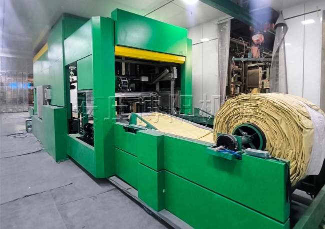 純堿全自動噸包包裝機現(xiàn)場、山東智能噸袋包裝系統(tǒng)介紹