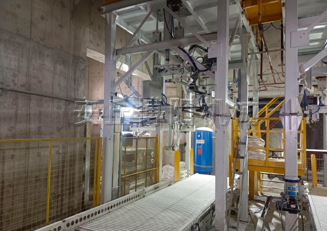 全自動(dòng)噸袋包裝機(jī)+噸袋裝車機(jī)生產(chǎn)線